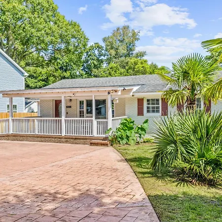 Charming 3-Bedroom House In Wilmington With Wifi, Ac